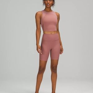 Lululemon Ribbed Contoured High-Rise Short 8"